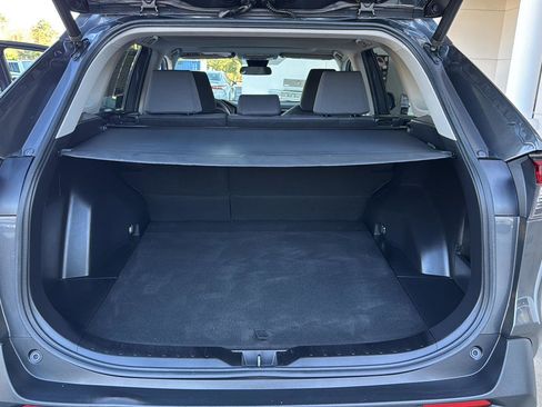 Certified 2021 Toyota RAV4 XLE image 30