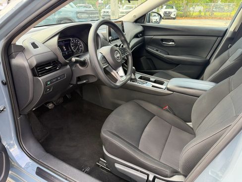 Certified 2024 Nissan Sentra SV FWD image 11