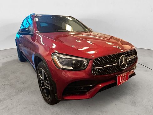 Used 2021 Mercedes-Benz GLC 300 4MATIC image 8