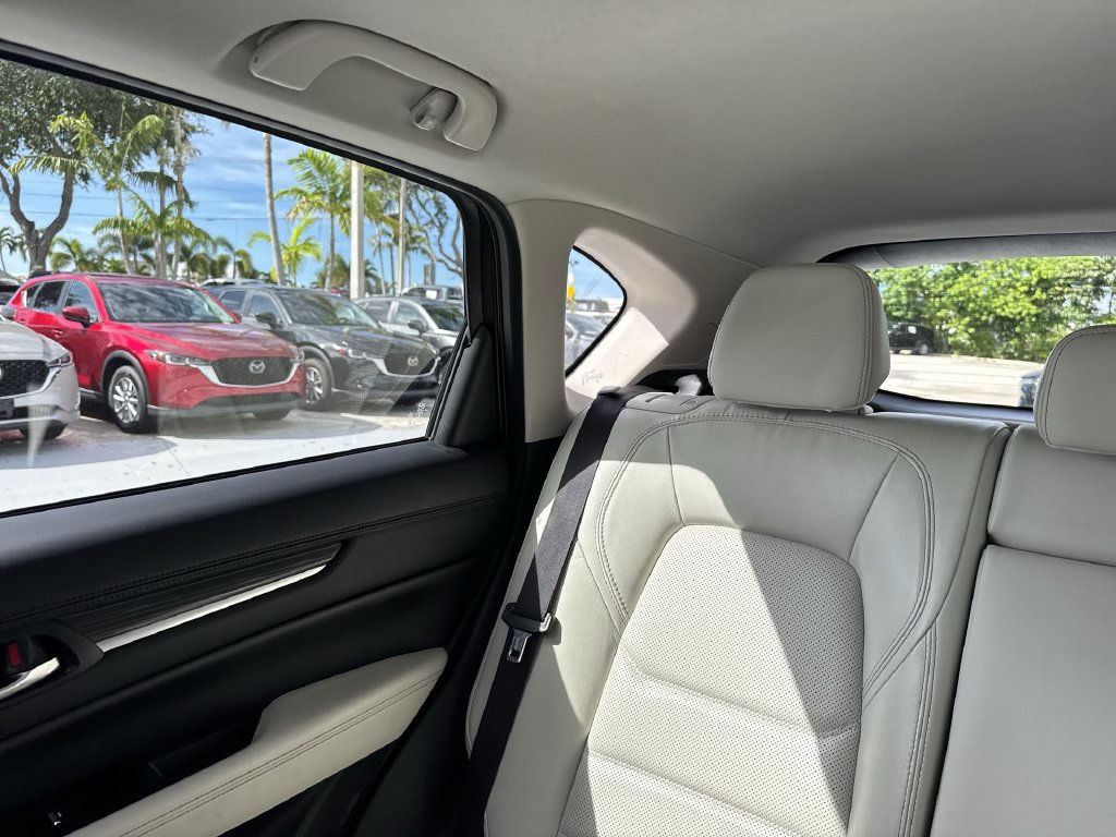 Used 2022 MAZDA CX-5 AWD 2.5 S w/ Premium Package image 17