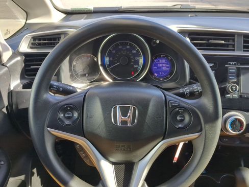 Used 2020 Honda Fit LX image 19