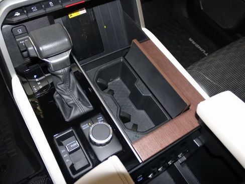 Used 2023 Toyota Tundra Capstone image 45