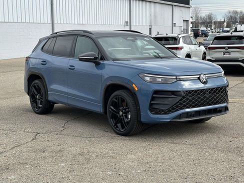 New 2026 Volkswagen Tiguan SE R-Line AWD/4WD image 5