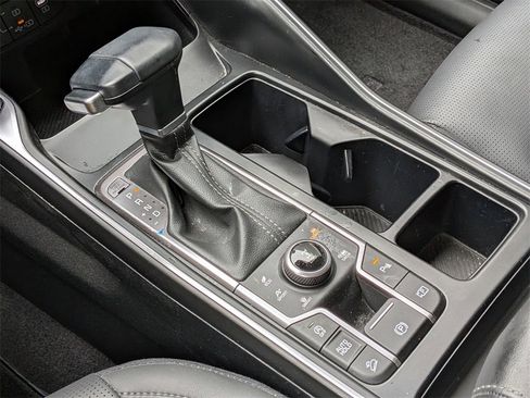 Certified 2025 Kia Sorento S image 18