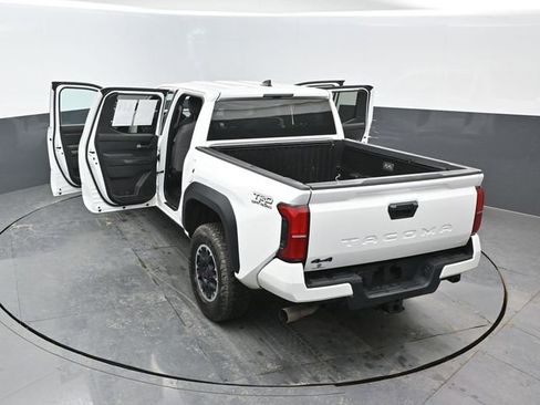 Used 2024 Toyota Tacoma TRD Off-Road AWD/4WD image 25
