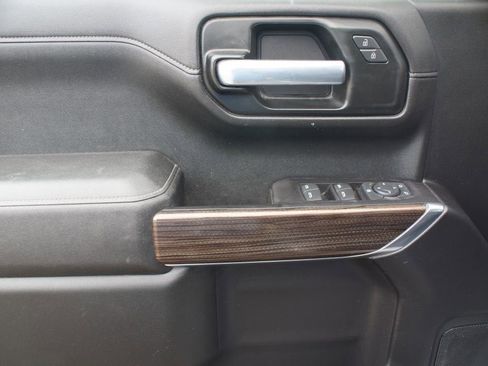 Used 2021 Chevrolet Silverado 1500 LT RWD image 27