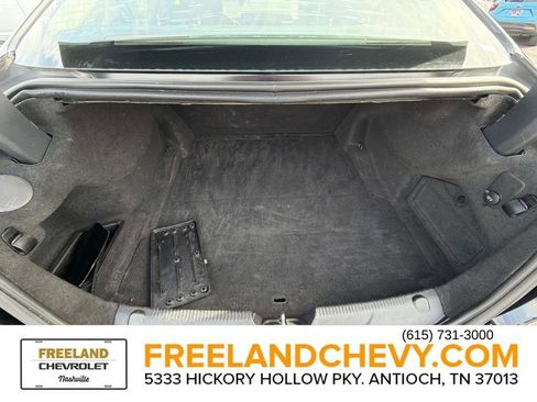 Used 2017 Jaguar XE image 14