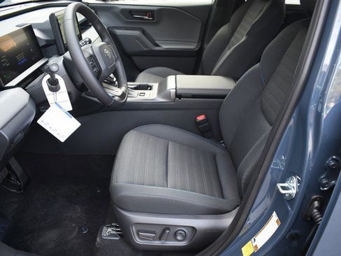 New 2026 Toyota RAV4 SE image 7