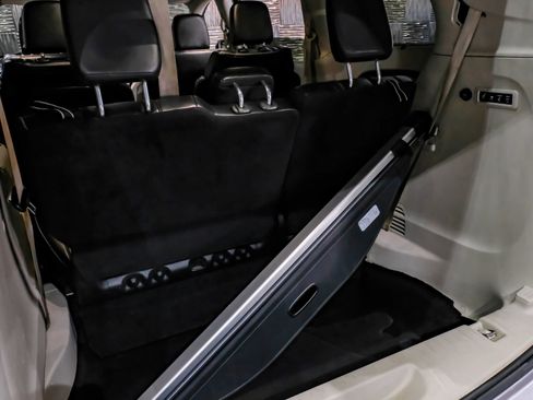 Used 2020 Chrysler Pacifica Limited image 50