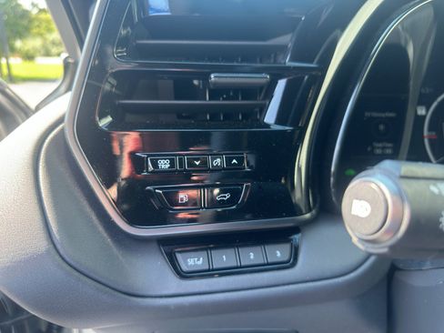 Used 2026 Lexus TX 500h AWD w/ Technology Package image 6