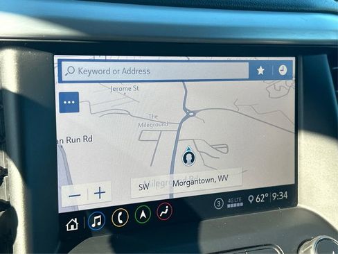 Used 2020 GMC Acadia SLT w/ Premium Package image 29