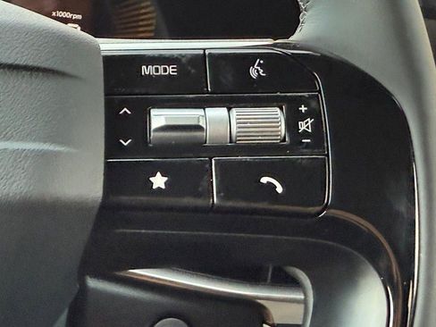 New 2026 Kia Sorento S image 12