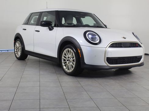 Used 2025 MINI Cooper S image 7
