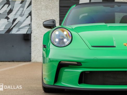 Used 2022 Porsche 911 GT3 RWD image 4