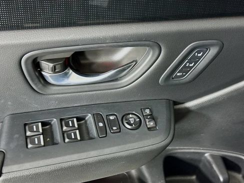 Used 2025 Honda Pilot Black Edition image 18