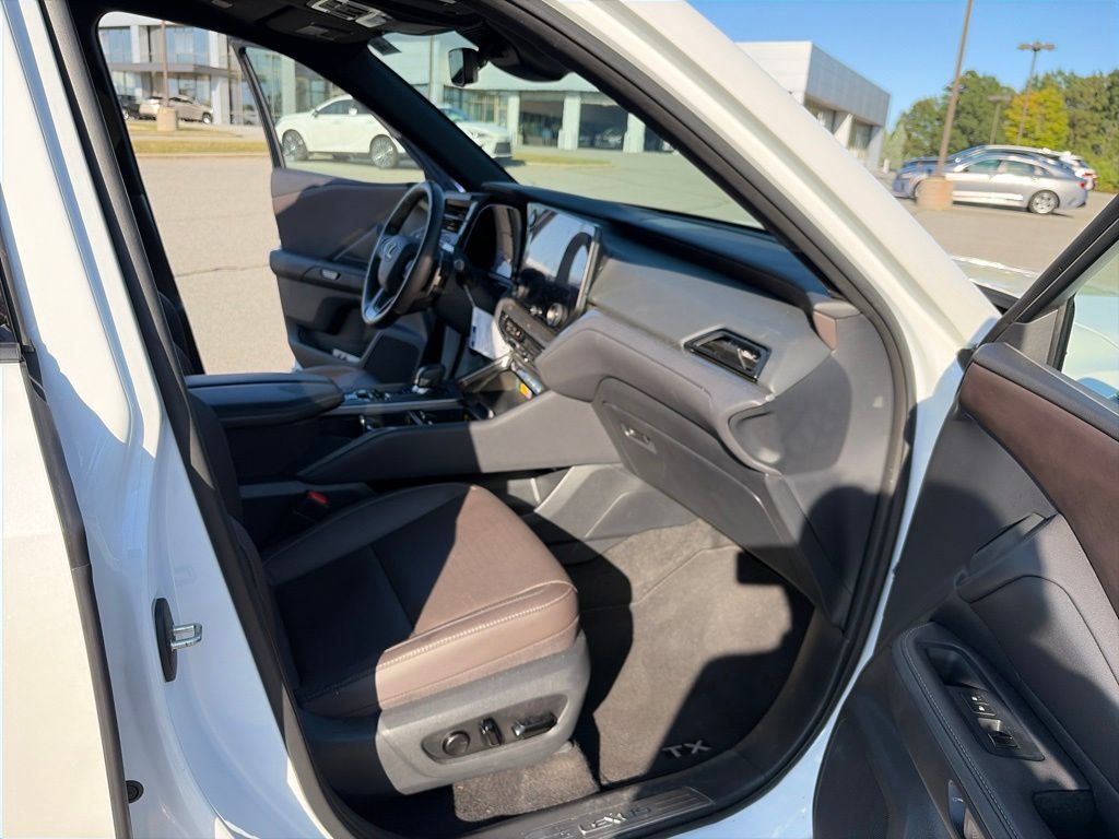 Used 2024 Lexus TX 350 AWD w/ Technology Package image 15