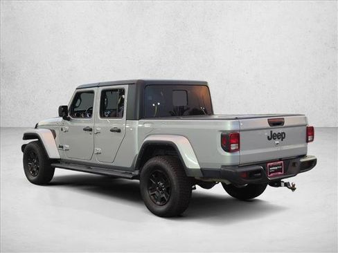 Used 2022 Jeep Gladiator Sport AWD/4WD image 8