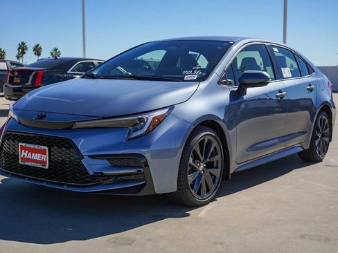 New 2026 Toyota Corolla SE image 3