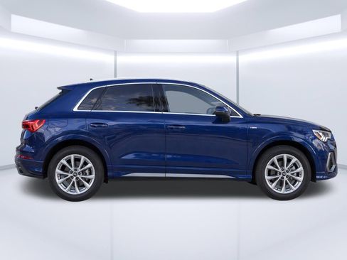 Certified 2025 Audi Q3 2.0T Premium AWD/4WD image 8