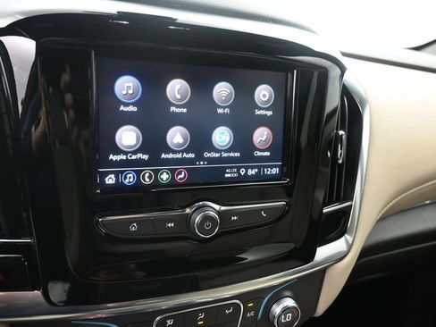 Used 2023 Chevrolet Traverse LS FWD image 12