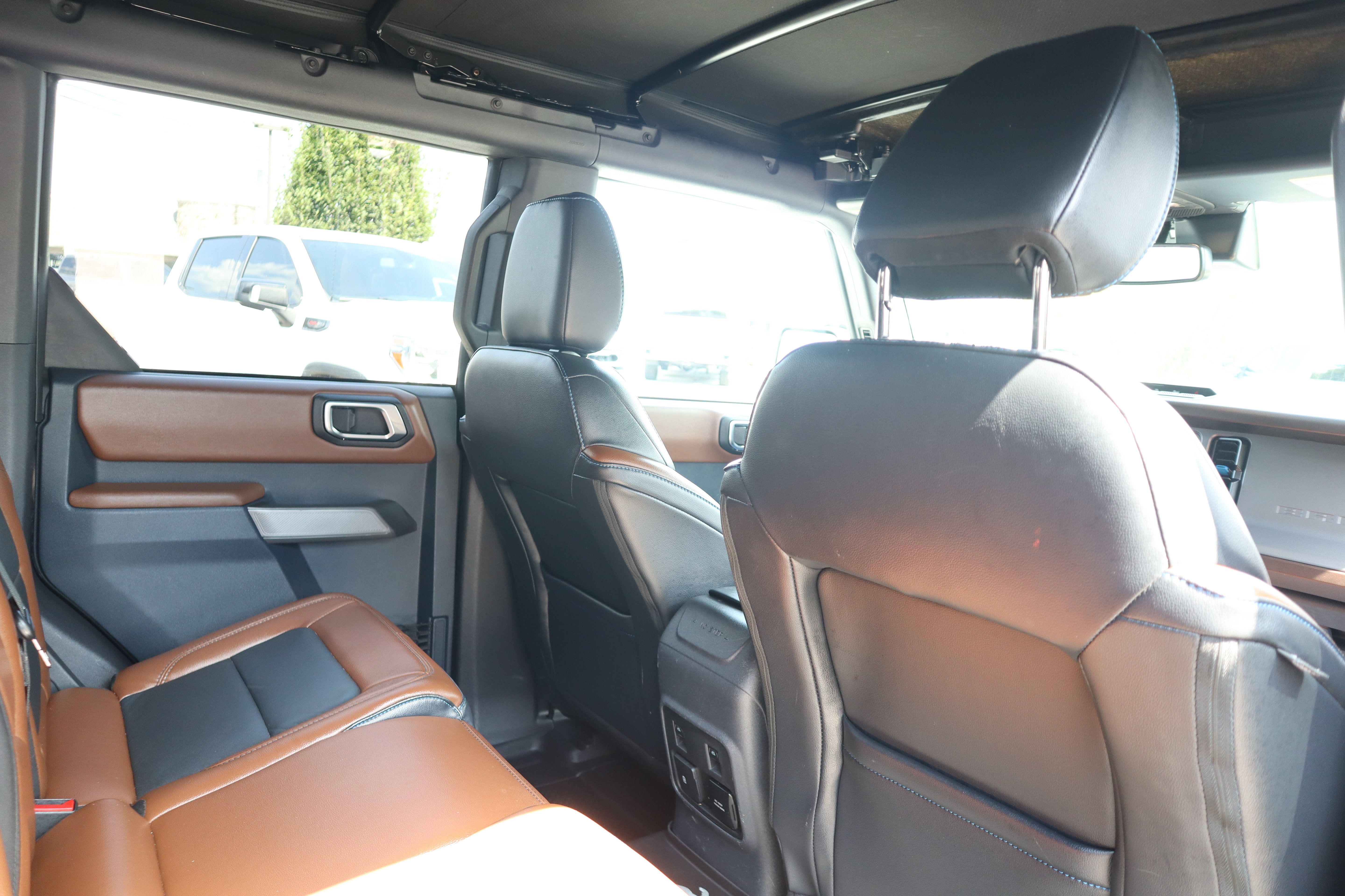 Used 2023 Ford Bronco Outer Banks AWD/4WD image 28