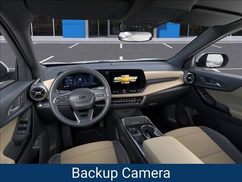 New 2026 Chevrolet Equinox ACTIV w/ Convenience Package III FWD image 17