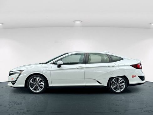 Used 2018 Honda Clarity Touring image 4