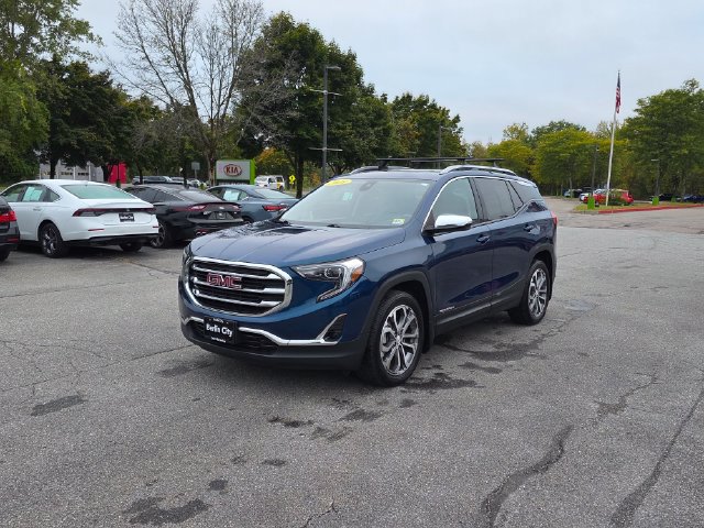 Used 2021 GMC Terrain SLT w/ Infotainment Package II AWD/4WD image 4