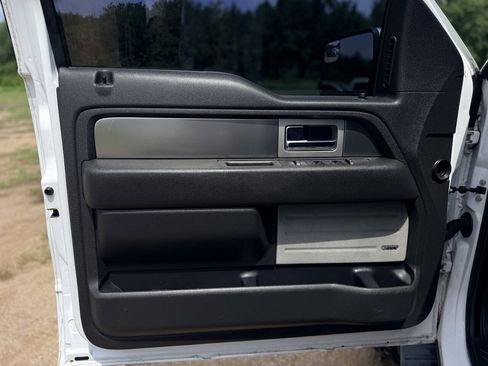Used 2014 Ford F150 FX4 w/ Equipment Group 402A Luxury AWD/4WD image 29