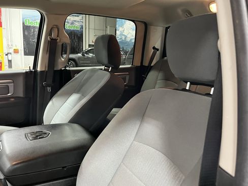 Used 2023 RAM 1500 Classic SLT w/ Trailer & Traction Group image 17