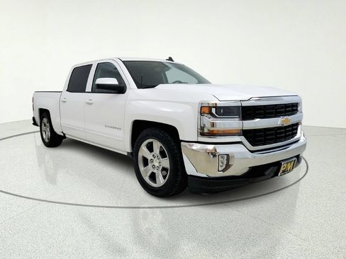 Used 2018 Chevrolet Silverado 1500 LT w/ All Star Edition RWD image 8
