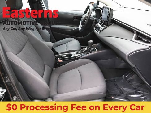 Used 2022 Toyota Corolla LE FWD image 23
