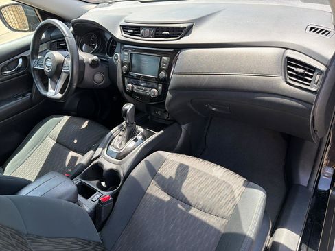 Used 2018 Nissan Rogue SV AWD/4WD image 21