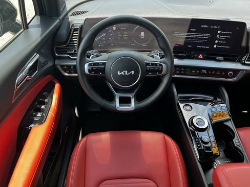 Used 2025 Kia Sportage SX Prestige AWD/4WD image 42