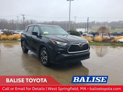 Used 2024 Toyota Highlander XLE