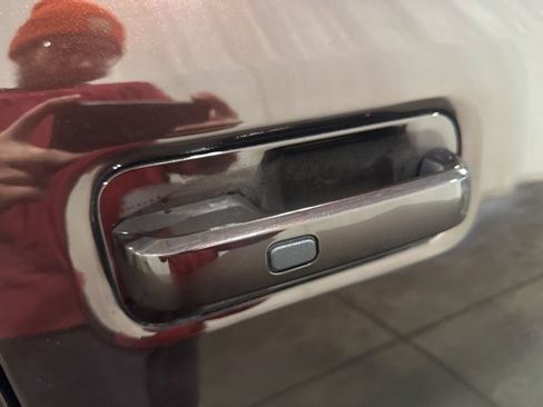 Used 2020 Ford F150 Lariat w/ Equipment Group 502A Luxury image 34