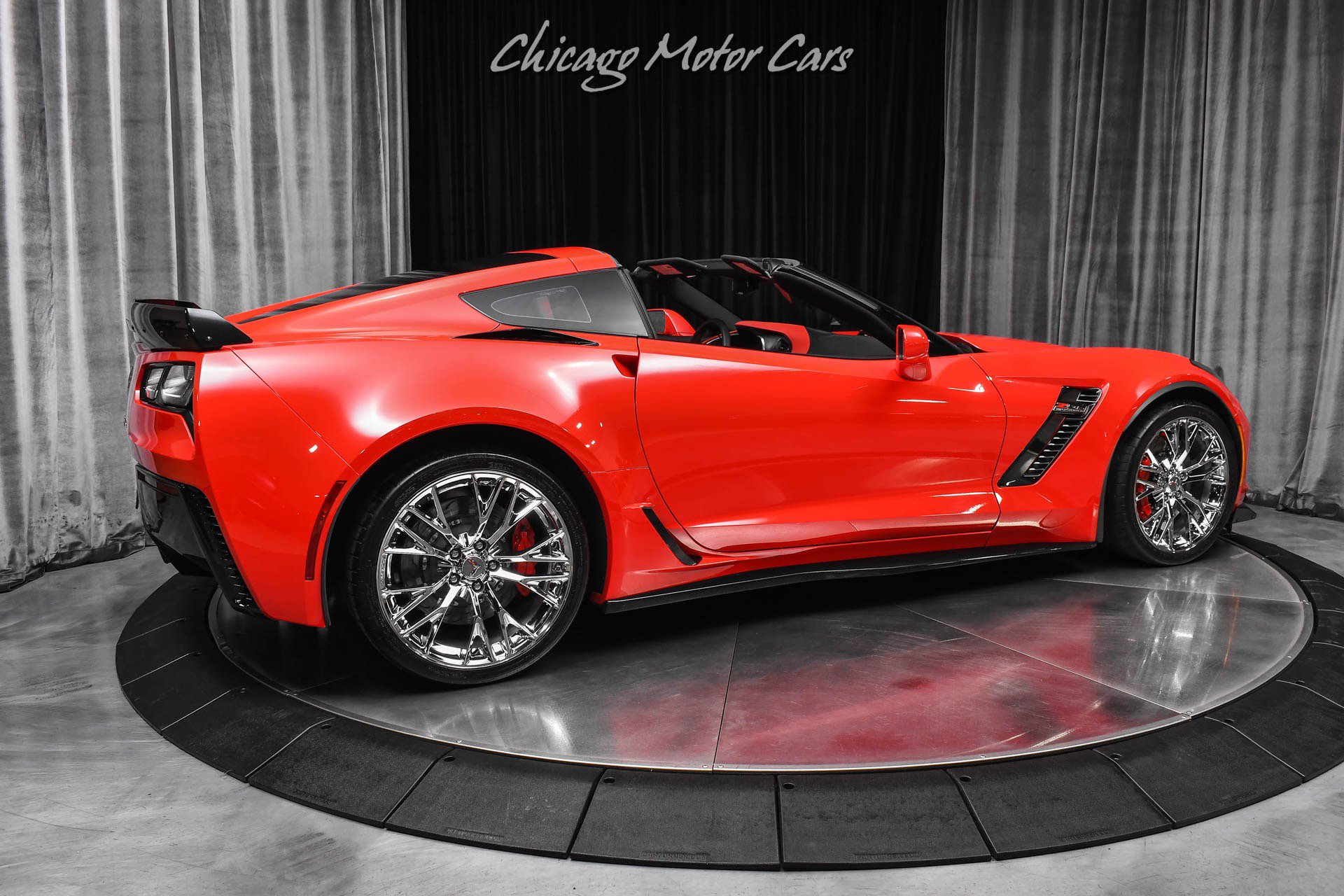 Used 2016 Chevrolet Corvette Z06 w/ 2LZ Preferred Equipment Group RWD image 5