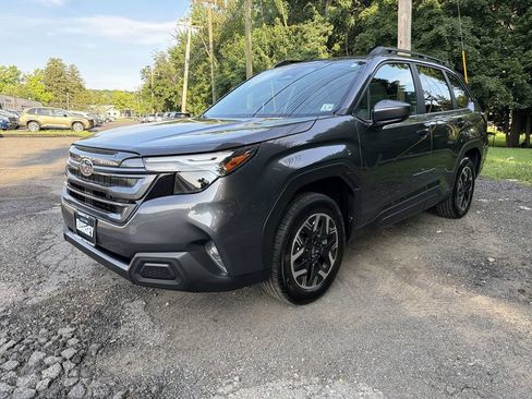 Certified 2026 Subaru Forester Premium AWD/4WD image 4