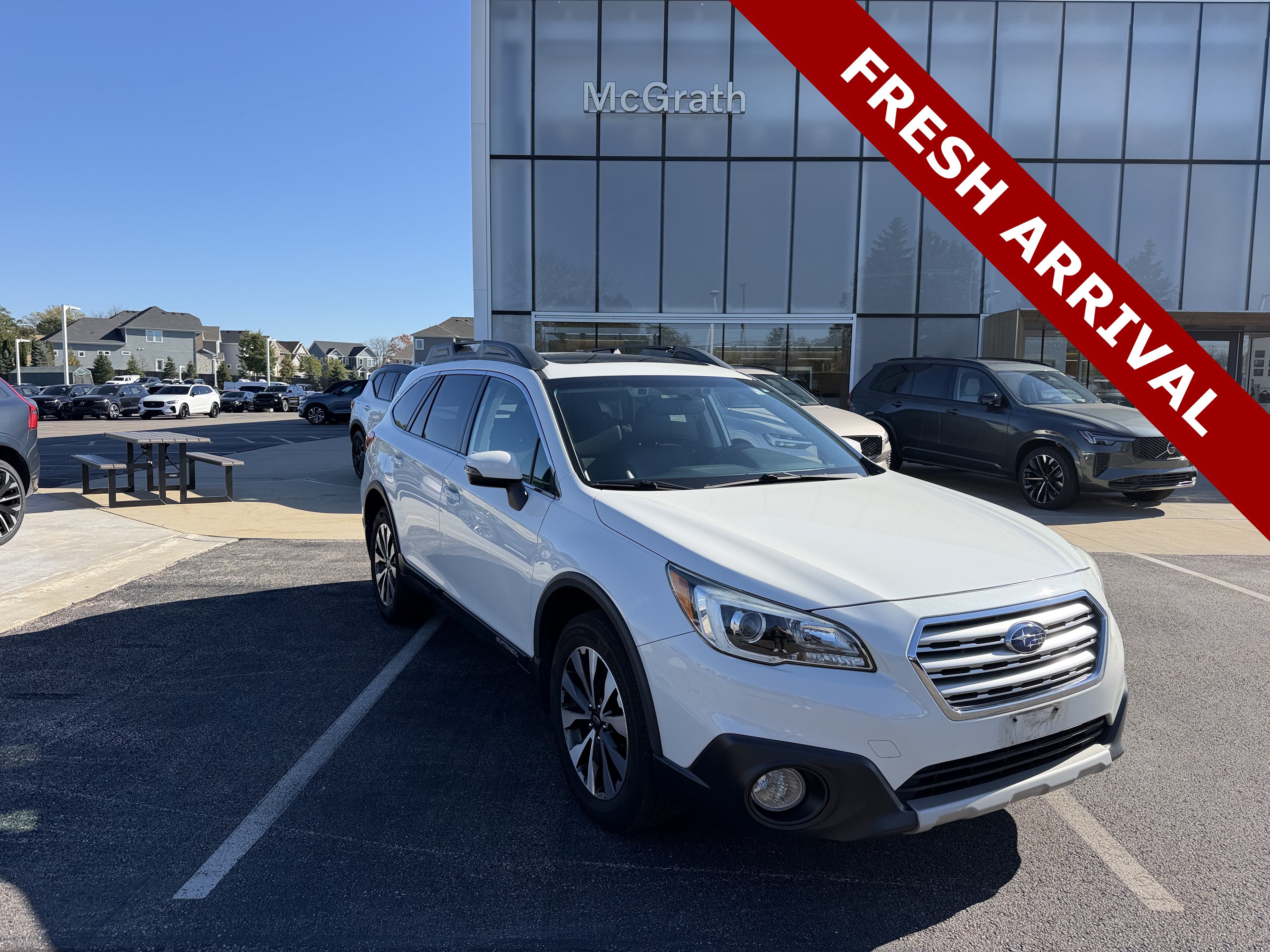 Used 2015 Subaru Outback 2.5i Limited AWD/4WD image 1