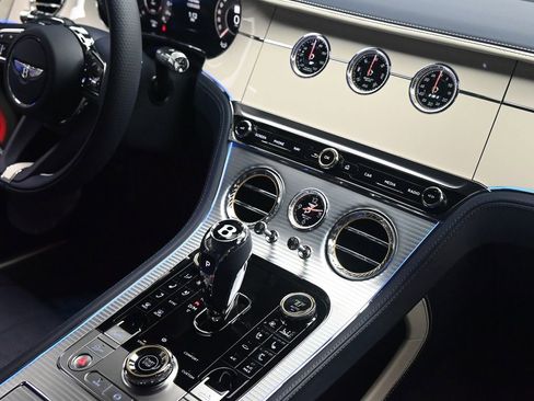 Used 2025 Bentley Continental GT Speed image 20