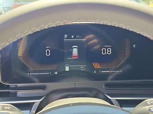 New 2026 Kia Carnival FWD image 32