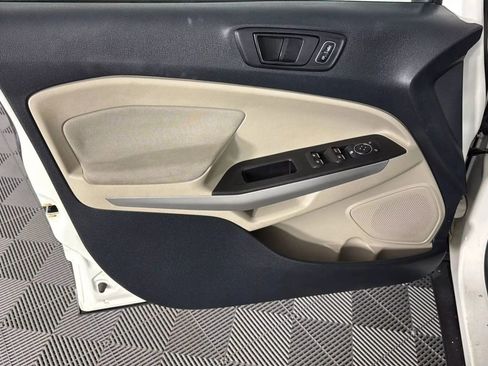 Used 2018 Ford EcoSport S image 26