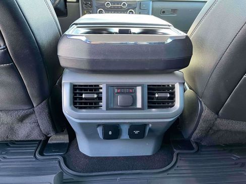 Used 2022 Ford F150 Lariat w/ Equipment Group 502A High AWD/4WD image 4