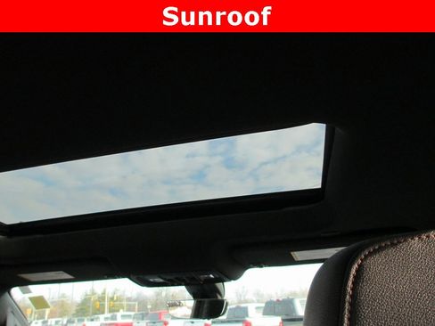 Used 2021 GMC Sierra 1500 AT4 w/ AT4 Premium Package image 15