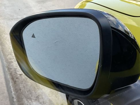 New 2026 Nissan Kicks SR FWD image 10