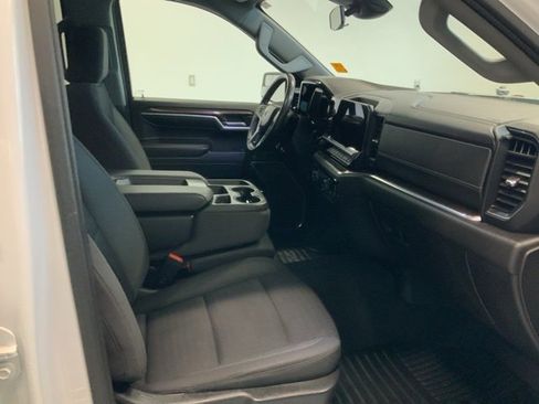 Used 2023 Chevrolet Silverado 1500 RST w/ Z71 Off-Road Package image 35