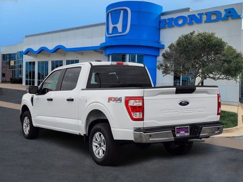 Used 2023 Ford F150 XL w/ Trailer Tow Package image 4