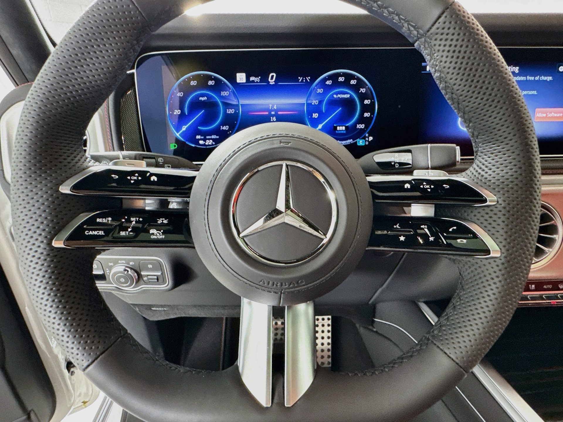 New 2027 Mercedes-Benz G 580 e image 12