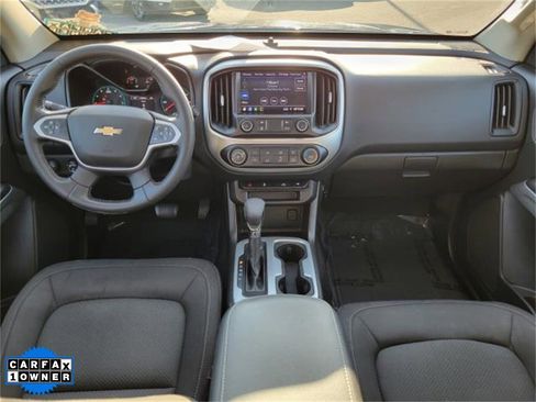Used 2022 Chevrolet Colorado LT w/ LT Convenience Package image 12