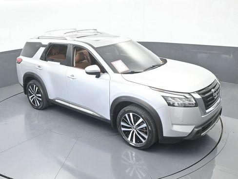 Used 2023 Nissan Pathfinder Platinum image 73